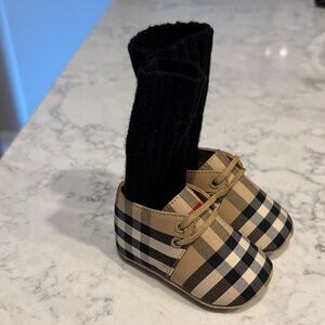 Burberry Baby Shoes in Black and Tan Plaid